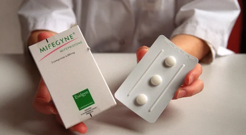 Remédios abortivos: como funcionam e quais são os riscos